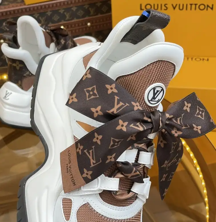 hype Louis Vuitton Sneakers