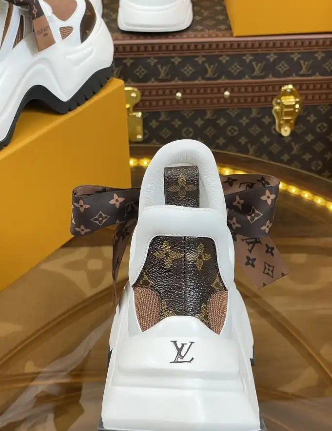 hype Louis Vuitton Sneakers