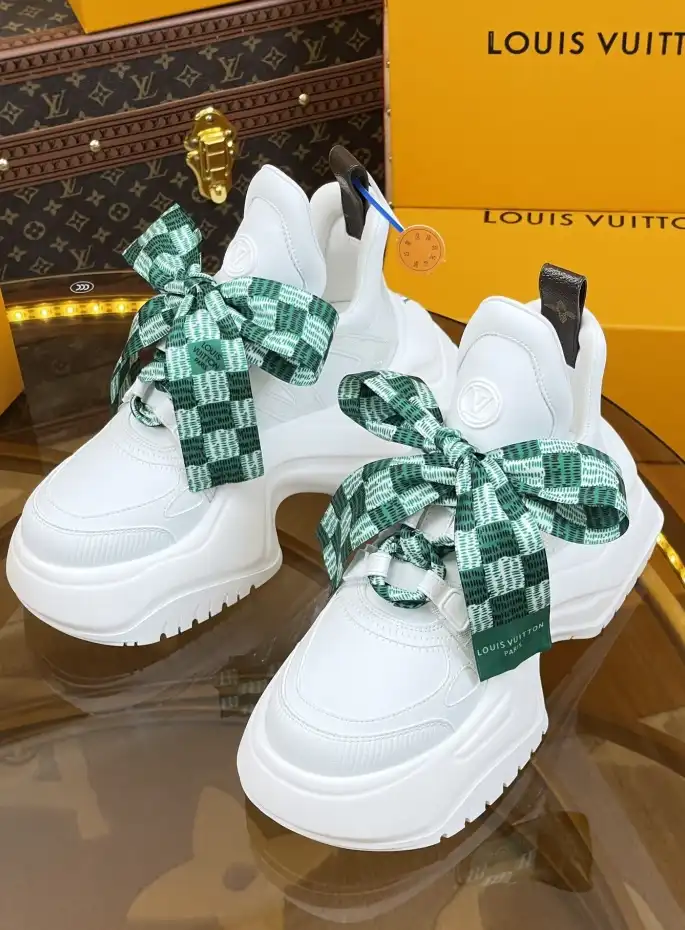 hype Louis Vuitton Sneakers