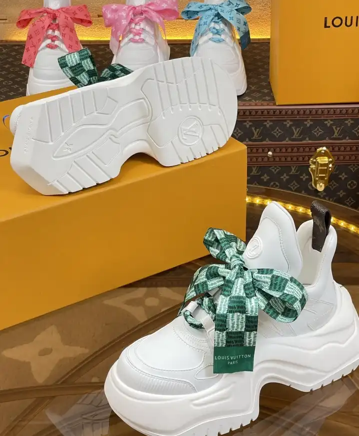 hype Louis Vuitton Sneakers