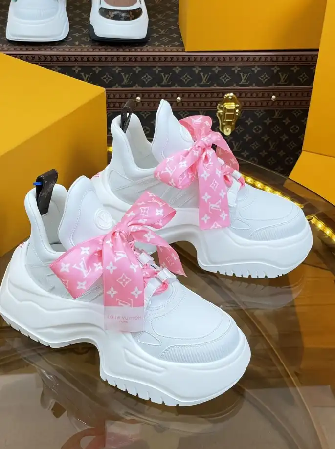 hype Louis Vuitton Sneakers