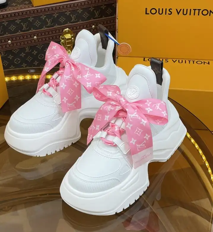 hype Louis Vuitton Sneakers