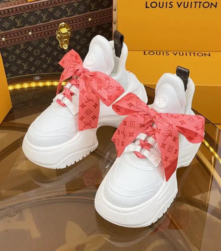 hype Louis Vuitton Sneakers