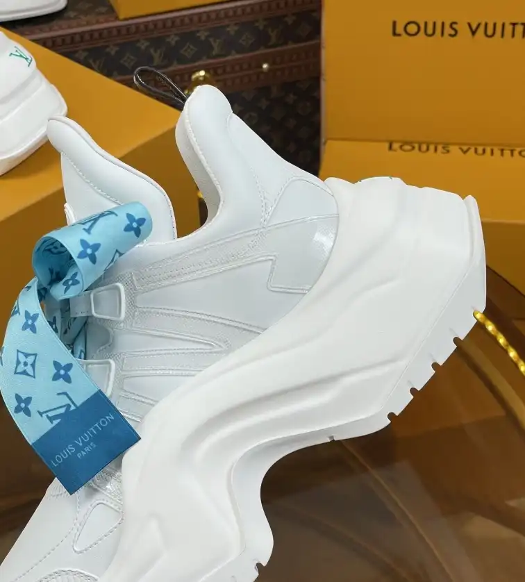 hype Louis Vuitton Sneakers