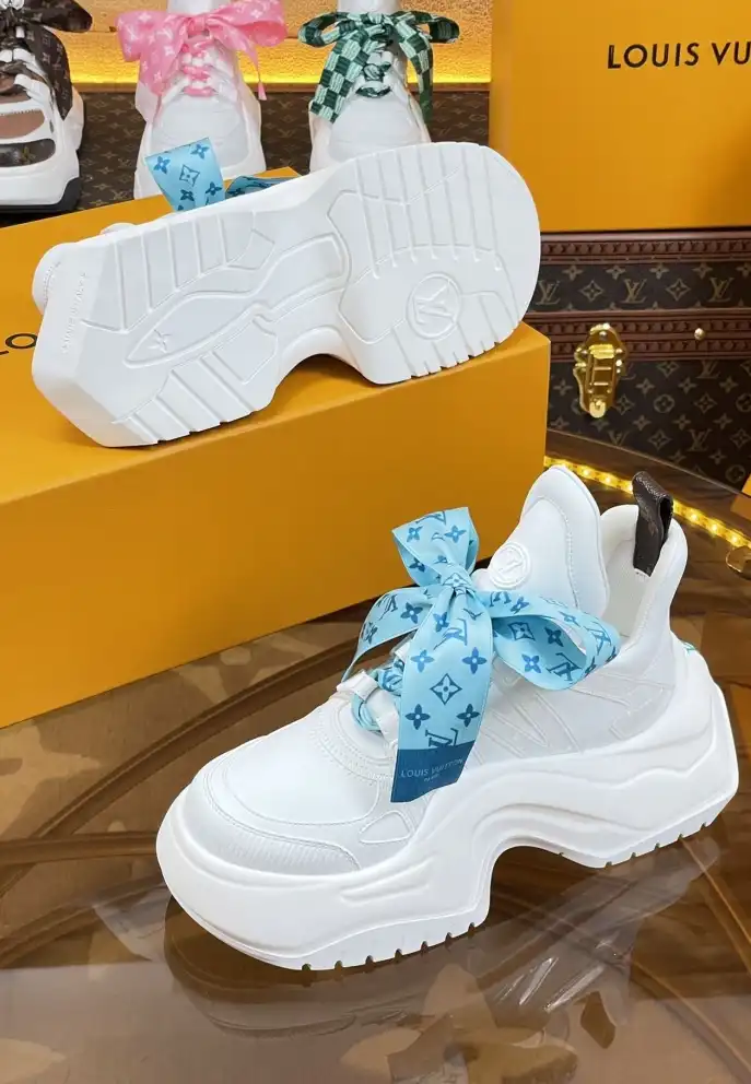 hype Louis Vuitton Sneakers