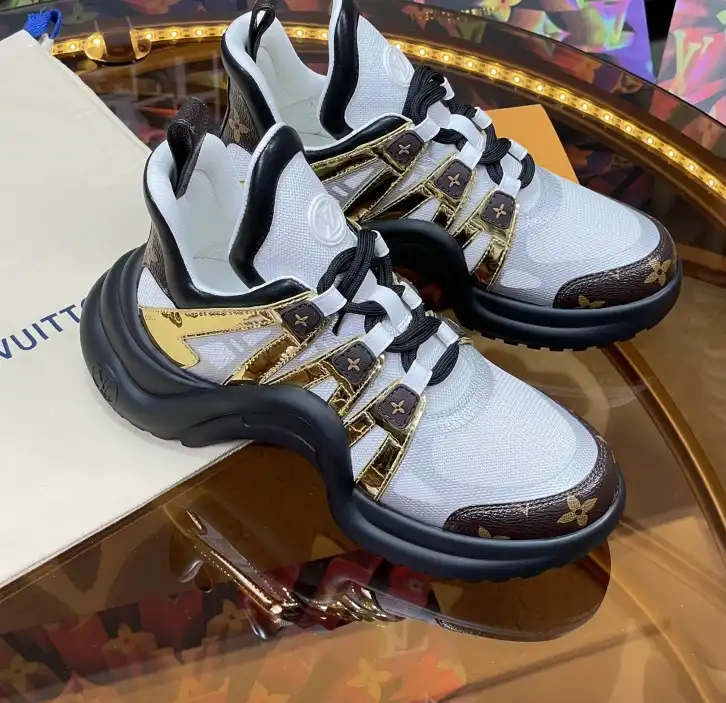 hype Louis Vuitton Sneakers