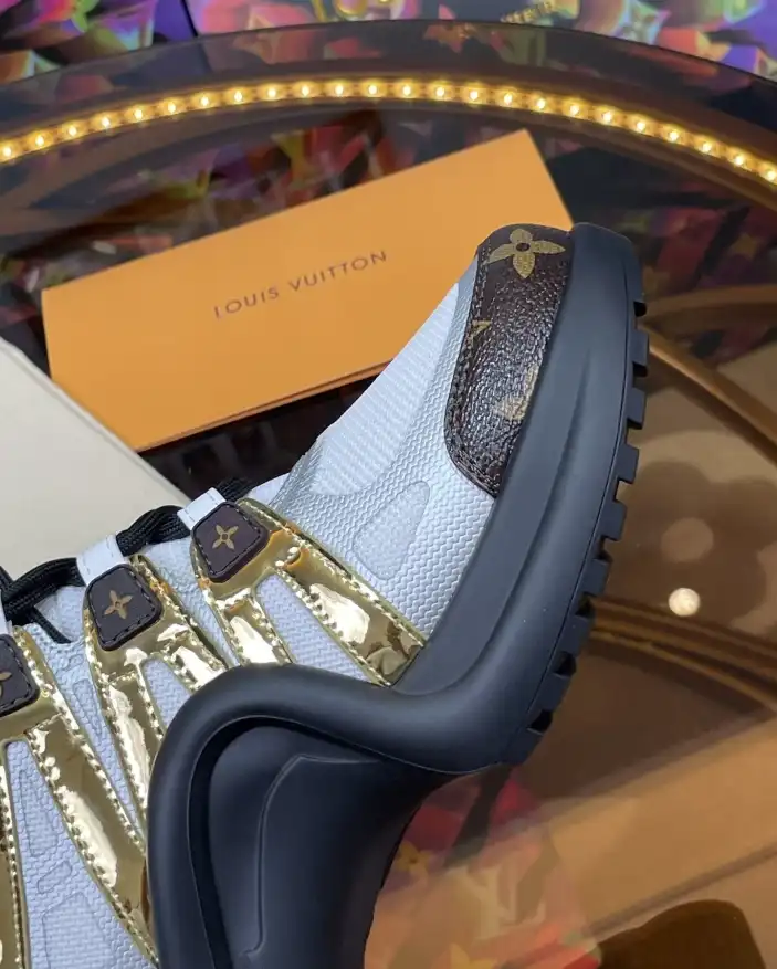 hype Louis Vuitton Sneakers