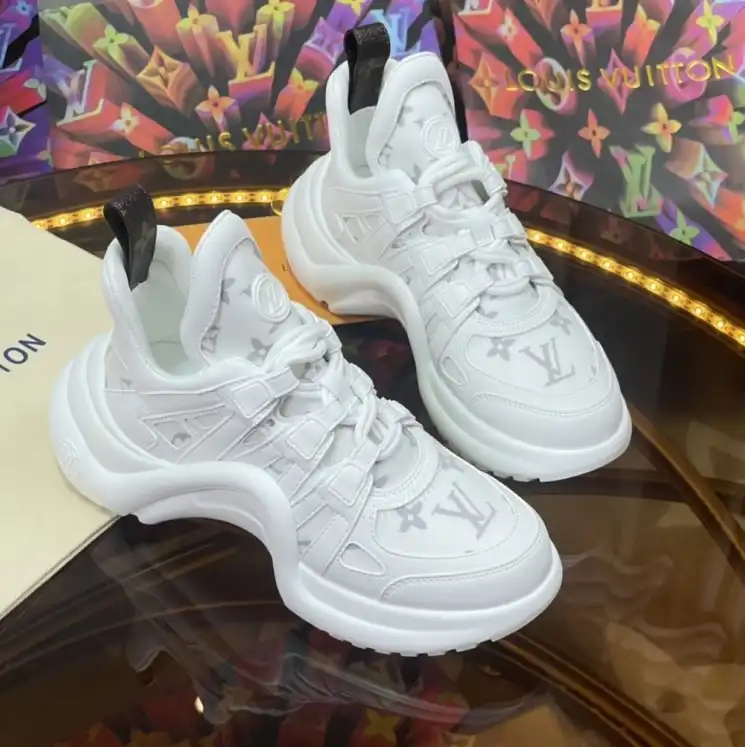 hype Louis Vuitton Sneakers