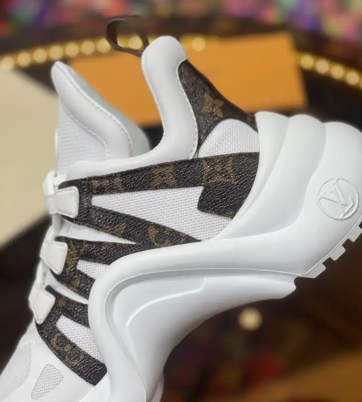 hype Louis Vuitton Sneakers