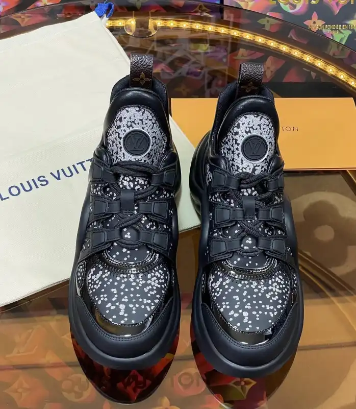 hype Louis Vuitton Sneakers