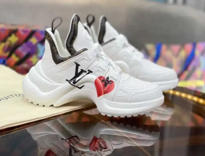 hype Louis Vuitton Sneakers