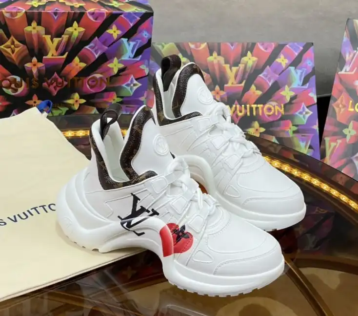 hype Louis Vuitton Sneakers