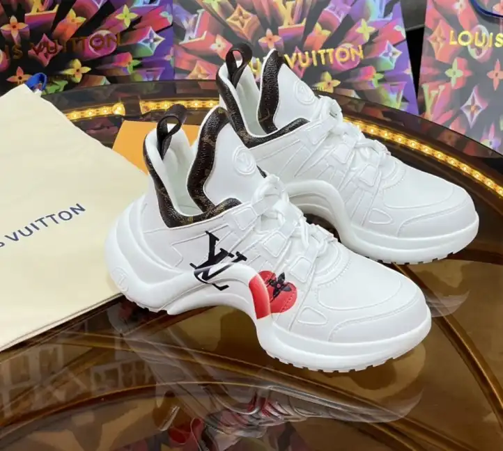 hype Louis Vuitton Sneakers