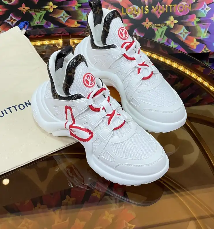 hype Louis Vuitton Sneakers