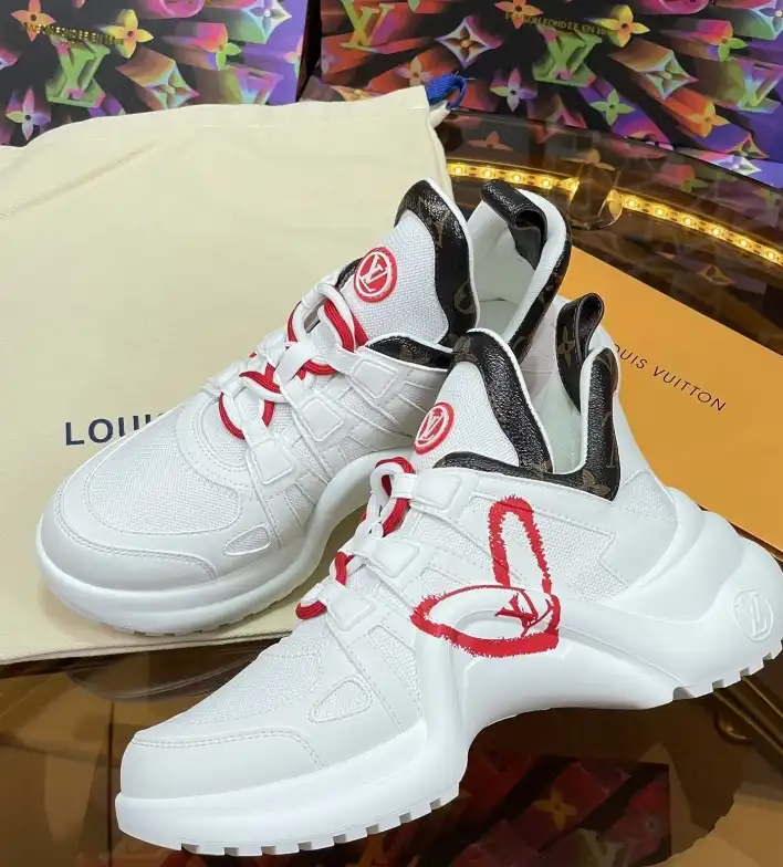 hype Louis Vuitton Sneakers