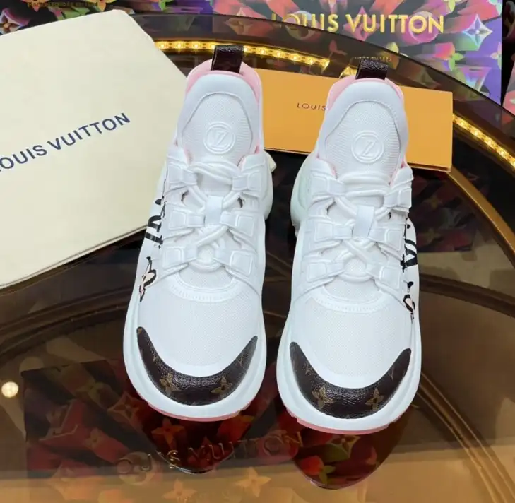 hype Louis Vuitton Sneakers