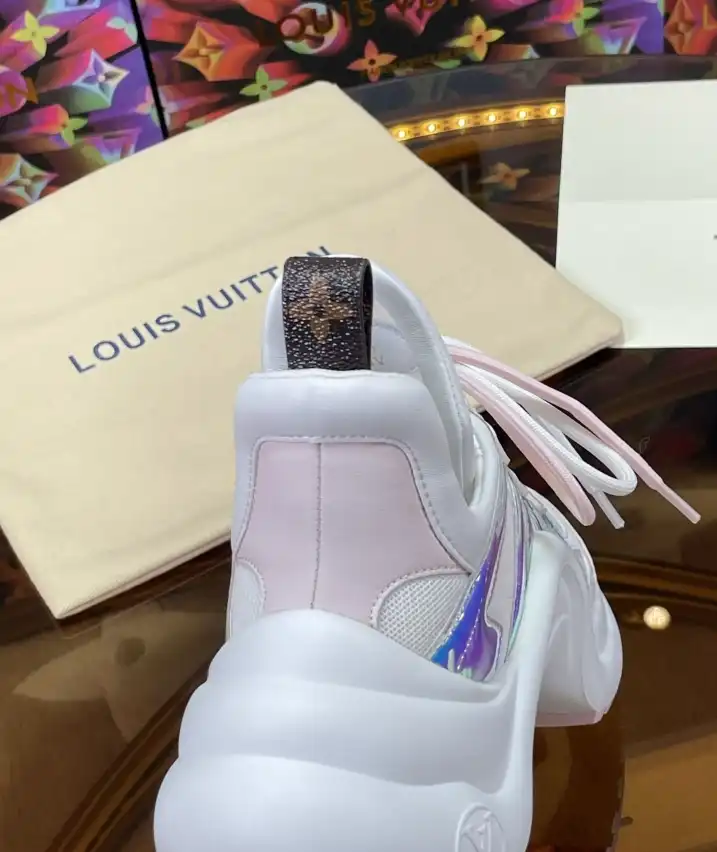 hype Louis Vuitton Sneakers