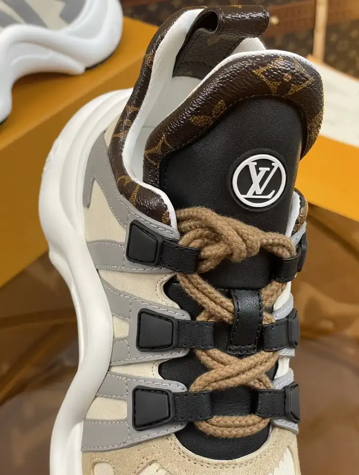 hype Louis Vuitton Sneakers