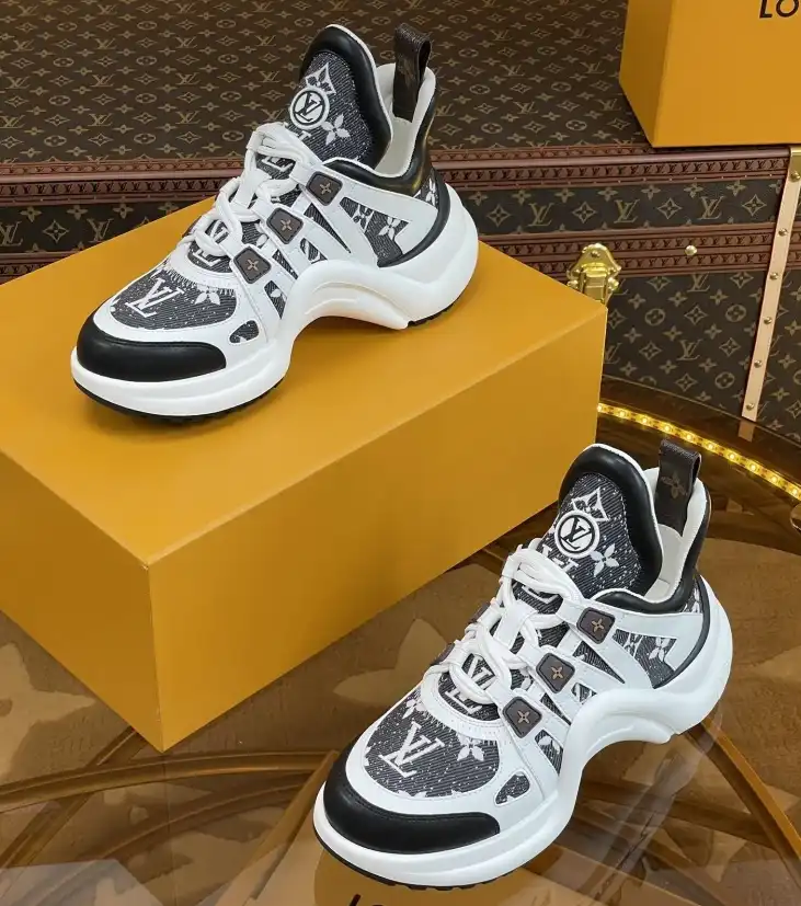 hype Louis Vuitton Sneakers