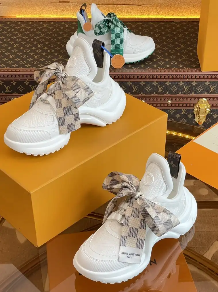 hype Louis Vuitton Sneakers