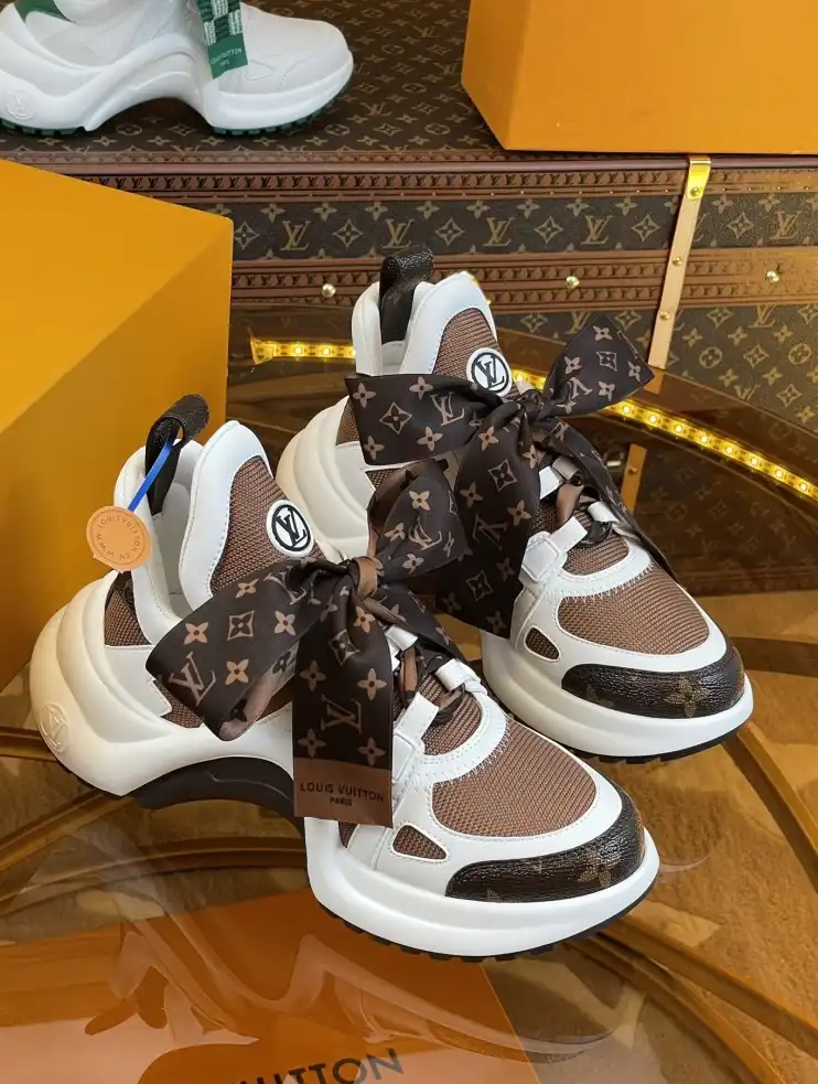 hype Louis Vuitton Sneakers