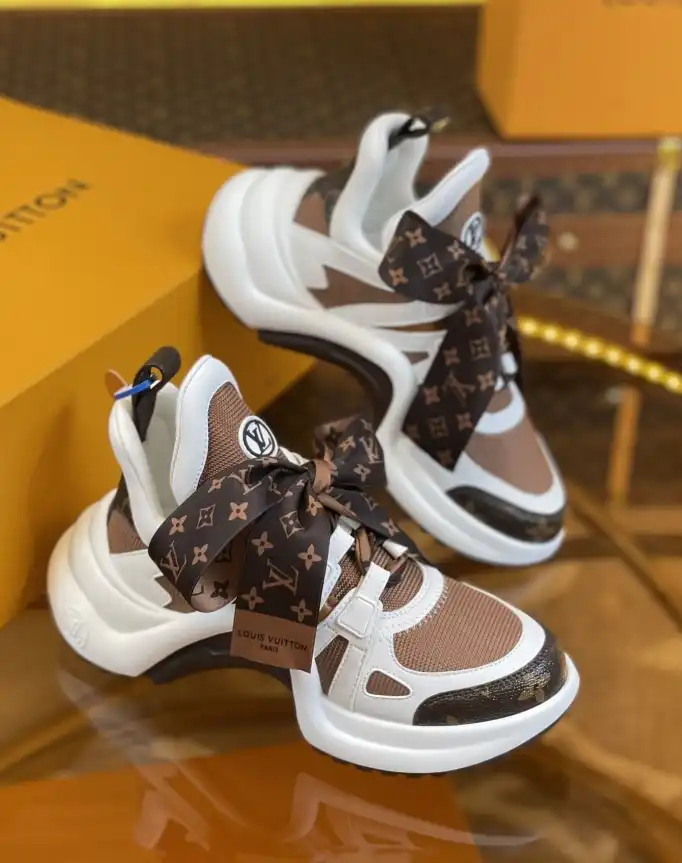 hype Louis Vuitton Sneakers