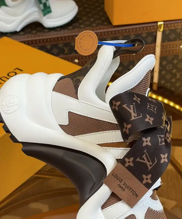 hype Louis Vuitton Sneakers