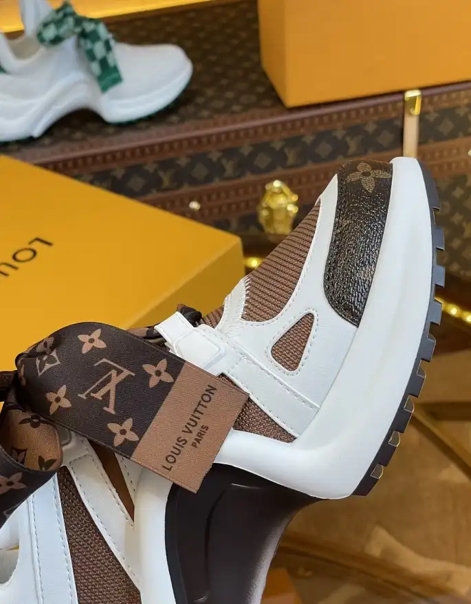 hype Louis Vuitton Sneakers