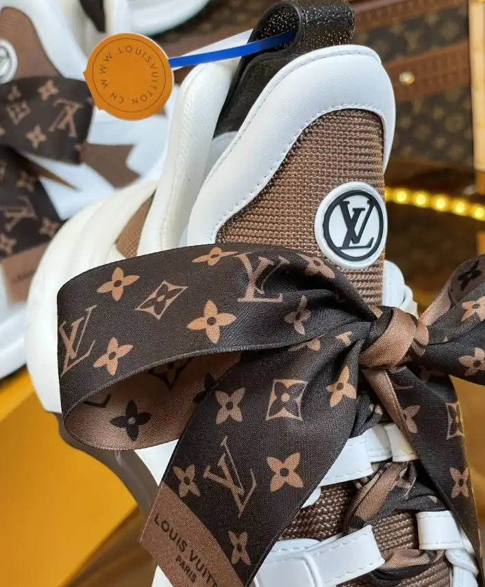 hype Louis Vuitton Sneakers