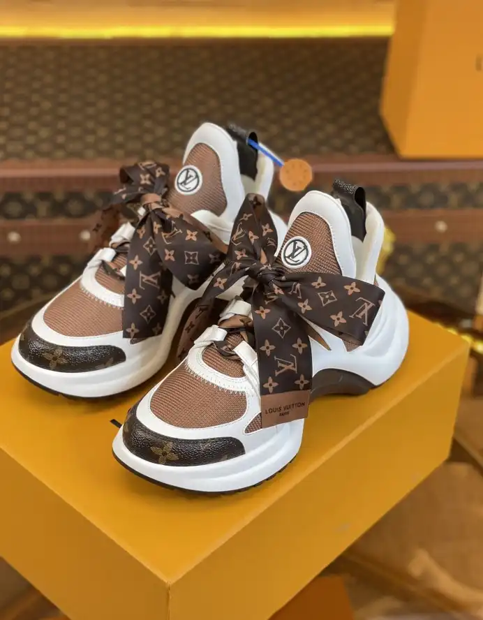 hype Louis Vuitton Sneakers