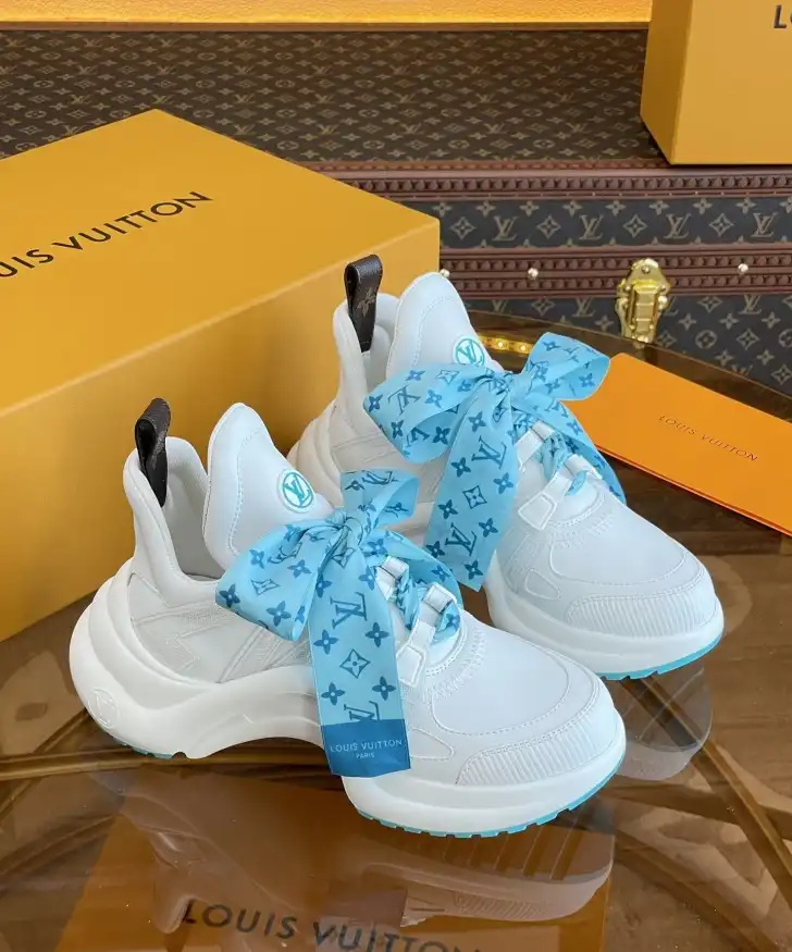 hype Louis Vuitton Sneakers