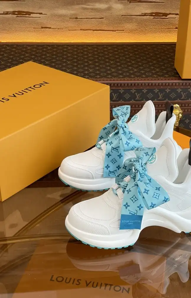 hype Louis Vuitton Sneakers