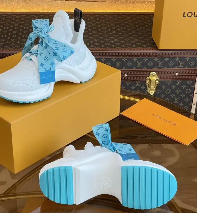 hype Louis Vuitton Sneakers