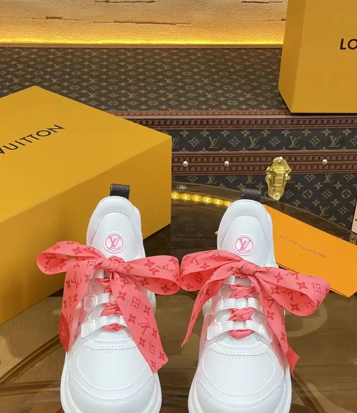 hype Louis Vuitton Sneakers