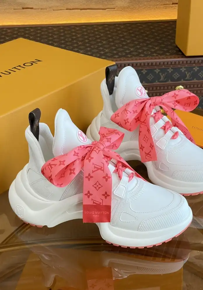 hype Louis Vuitton Sneakers