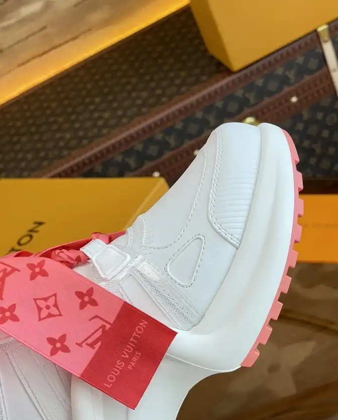 hype Louis Vuitton Sneakers