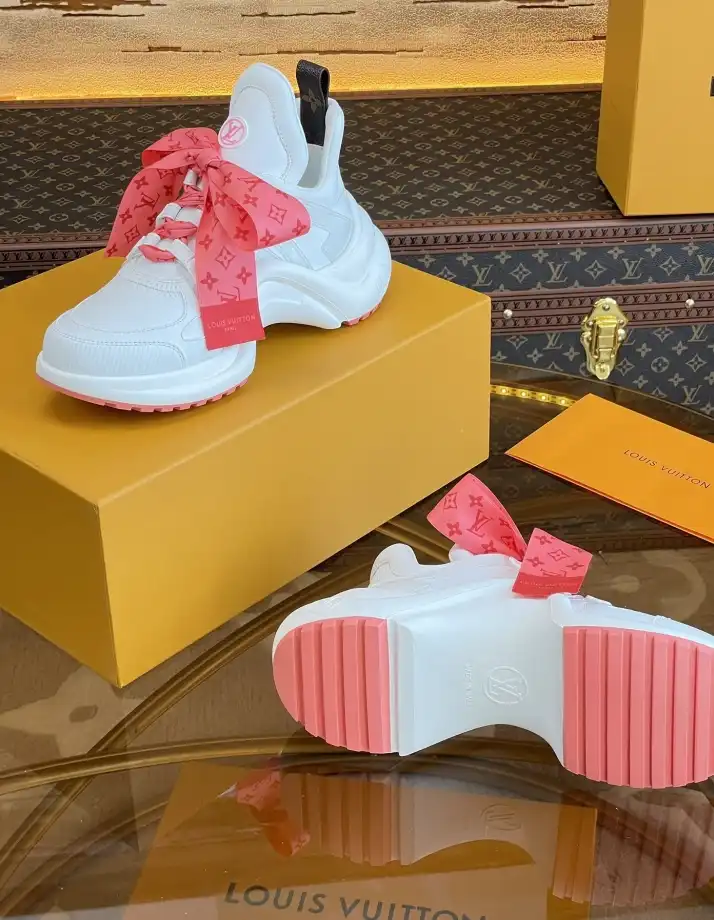 hype Louis Vuitton Sneakers