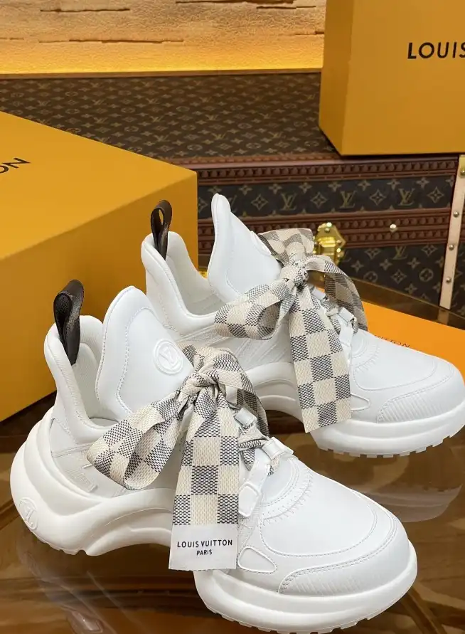 hype Louis Vuitton Sneakers