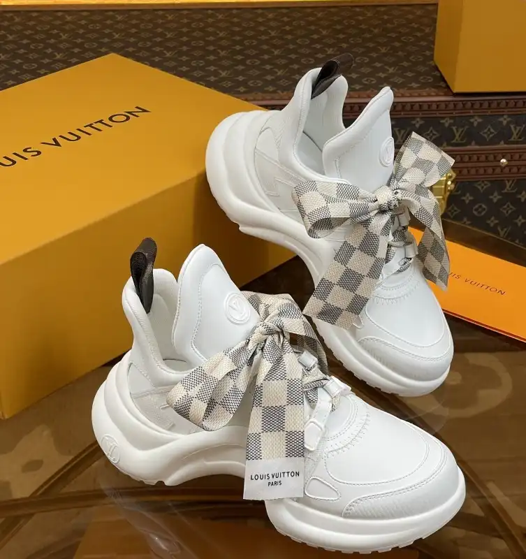 hype Louis Vuitton Sneakers