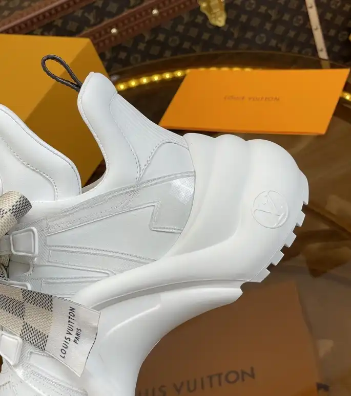 hype Louis Vuitton Sneakers