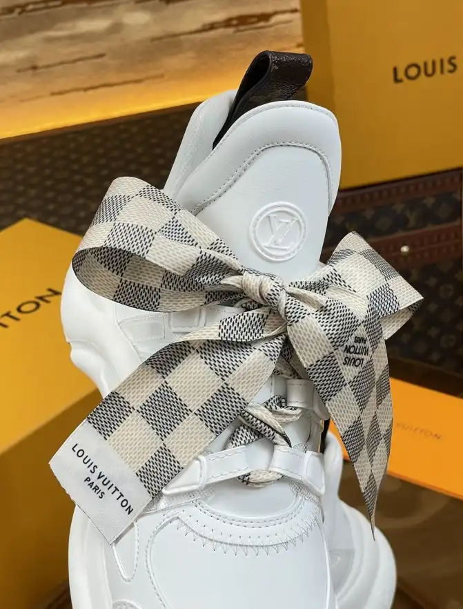 hype Louis Vuitton Sneakers