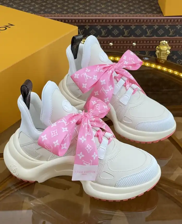 hype Louis Vuitton Sneakers