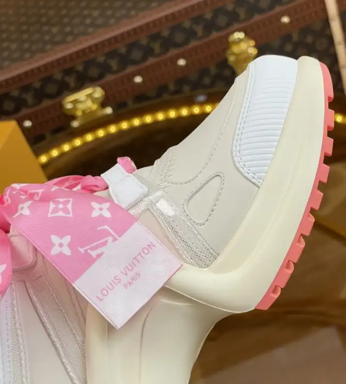 hype Louis Vuitton Sneakers