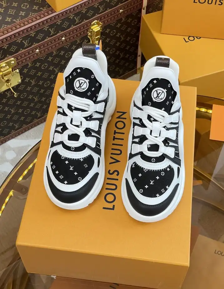 hype Louis Vuitton Sneakers