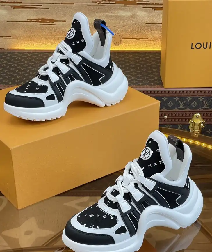 hype Louis Vuitton Sneakers