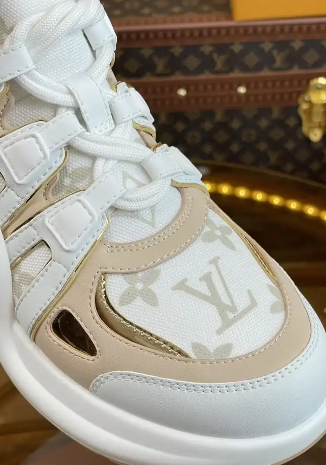 hype Louis Vuitton Sneakers