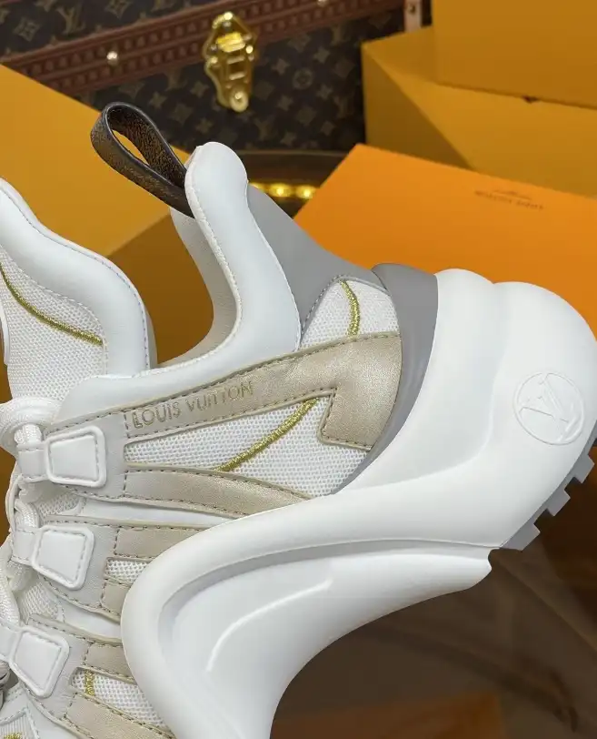 hype Louis Vuitton Sneakers