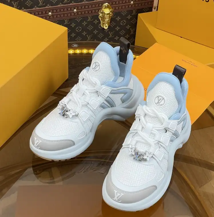 hype Louis Vuitton Sneakers