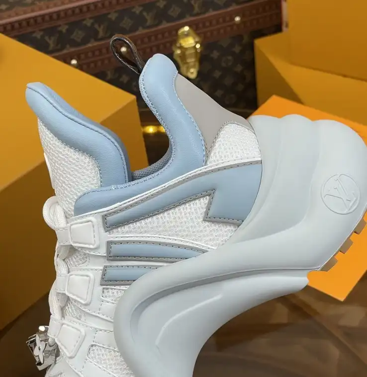 hype Louis Vuitton Sneakers