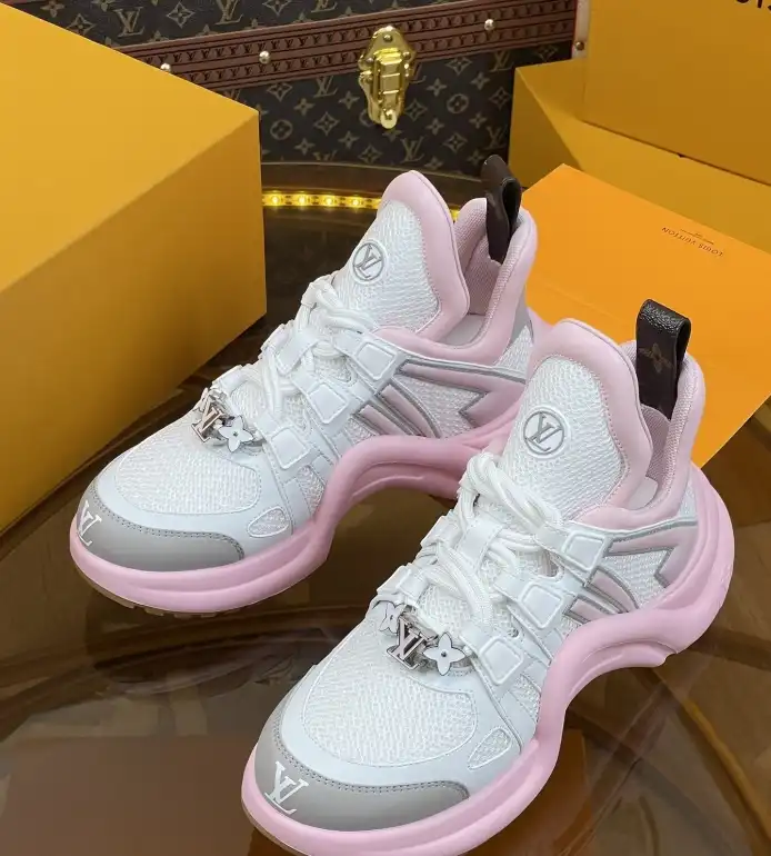 hype Louis Vuitton Sneakers